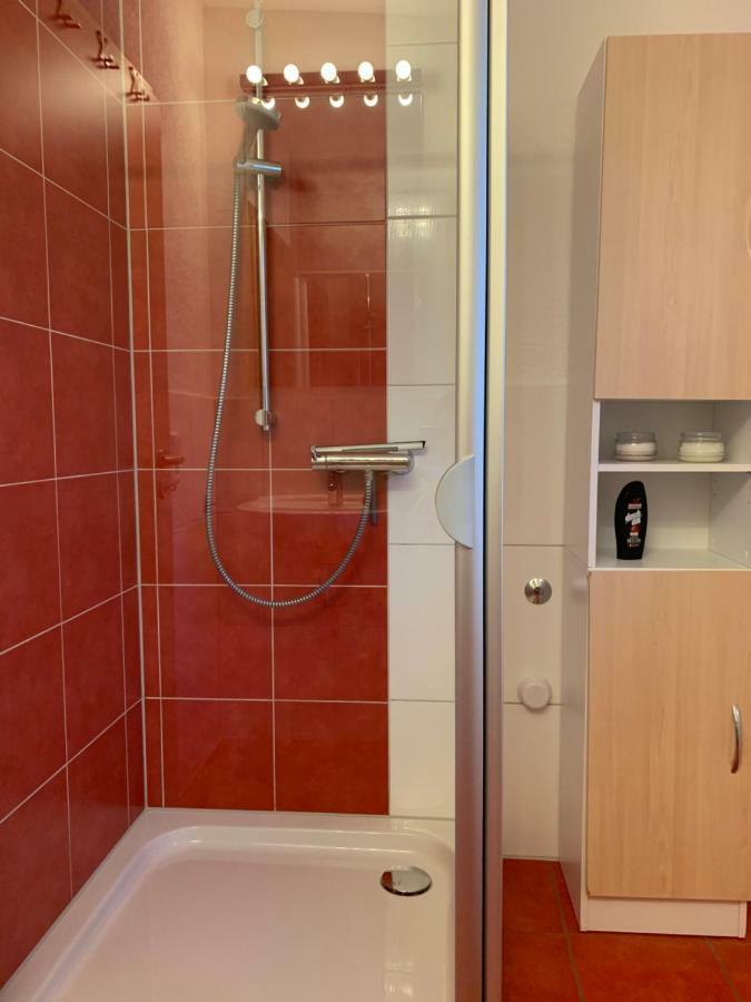 Schoene Wohnung In Roefingen Rofingen Esterno foto